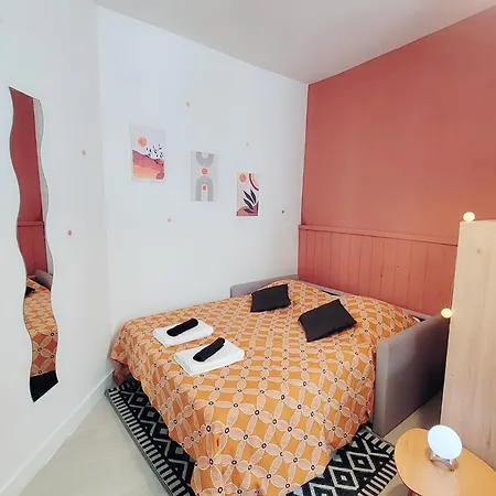Apartment Hypercentre Proche Vieux Marche La Rochelle (Charente-Maritime)
